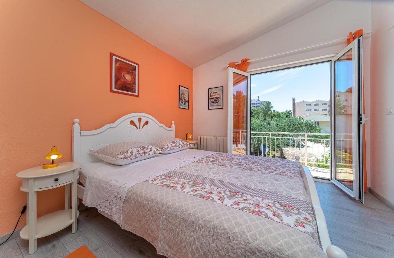 Apartments Villa Lilla Baška Voda Extérieur photo