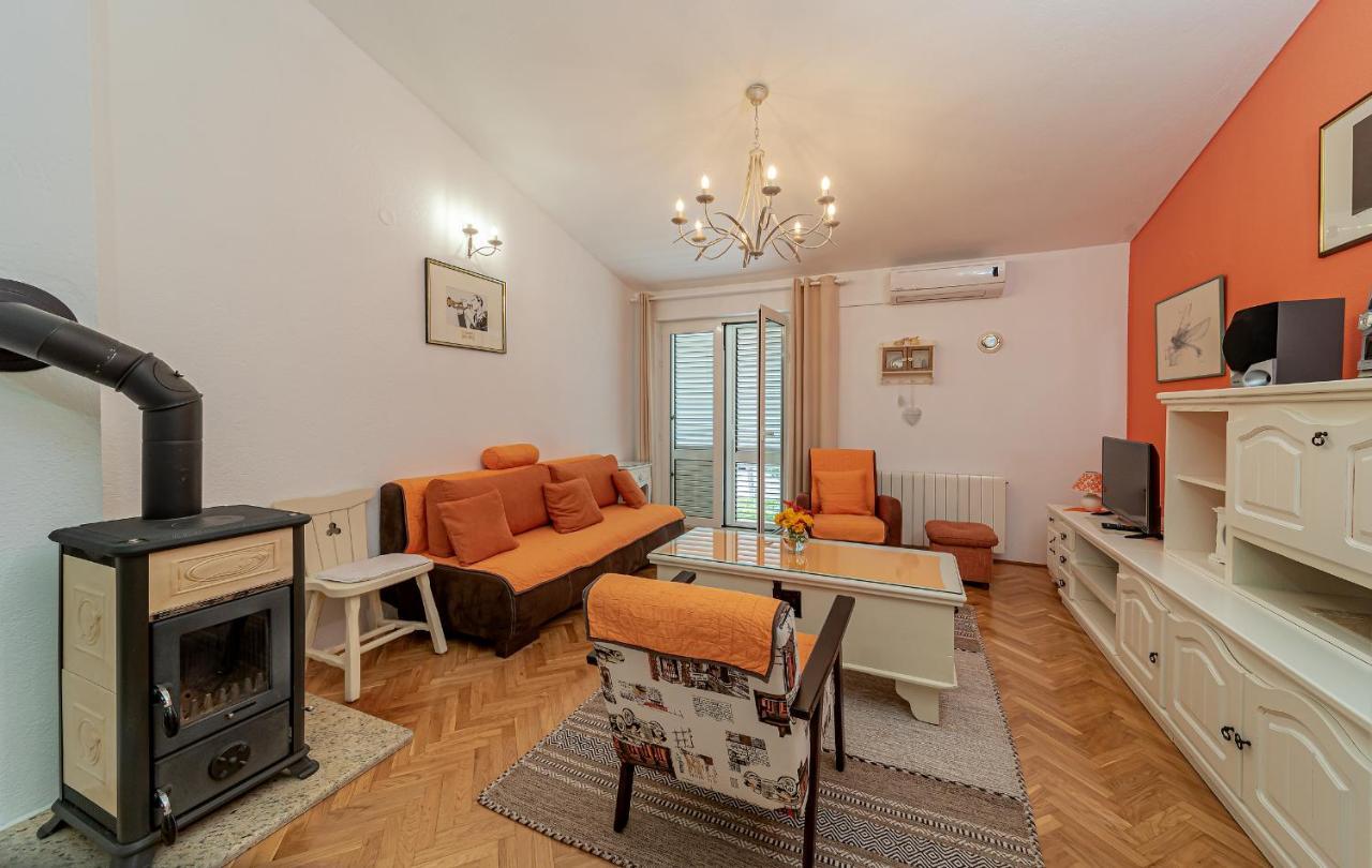 Apartments Villa Lilla Baška Voda Extérieur photo