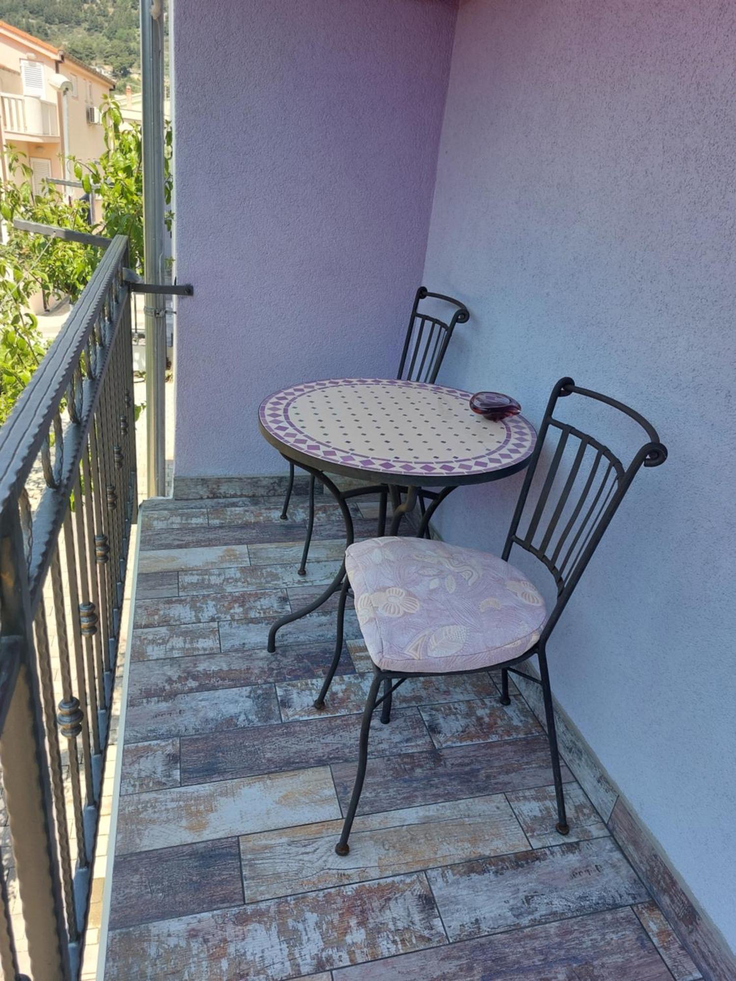 Apartments Villa Lilla Baška Voda Chambre photo