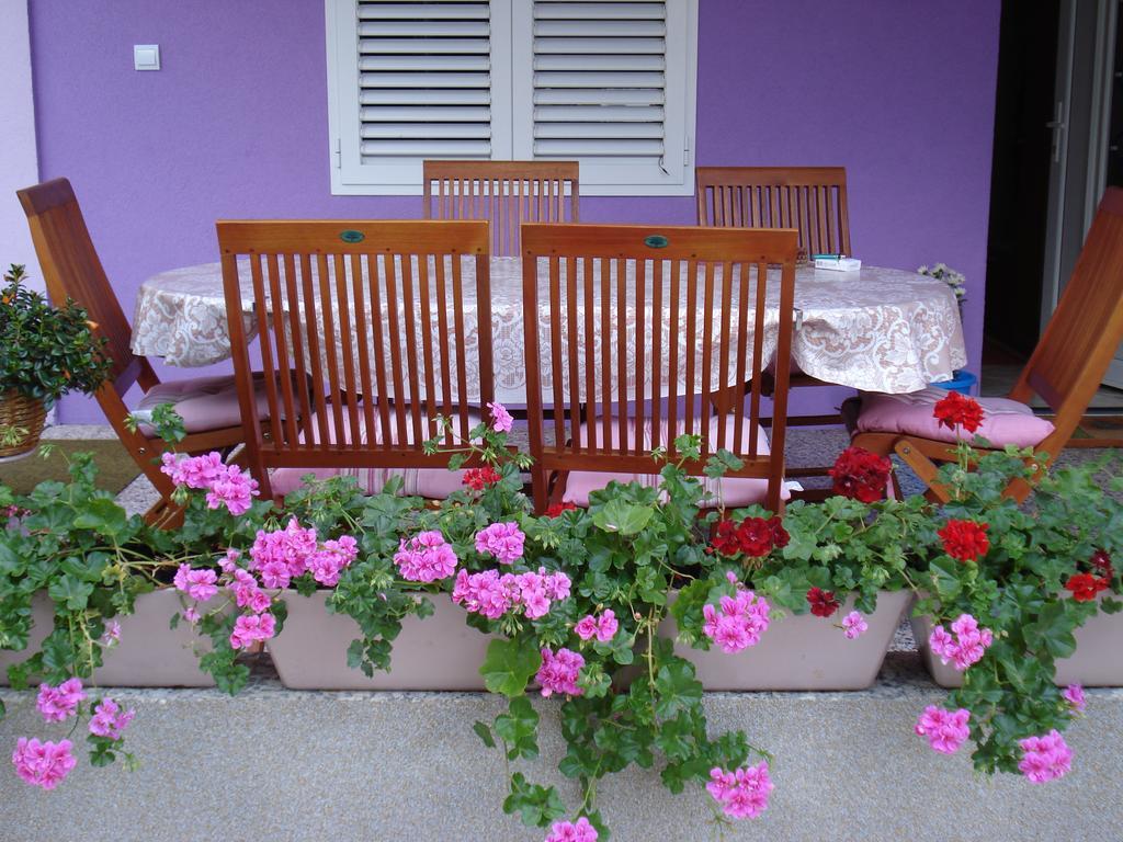 Apartments Villa Lilla Baška Voda Extérieur photo